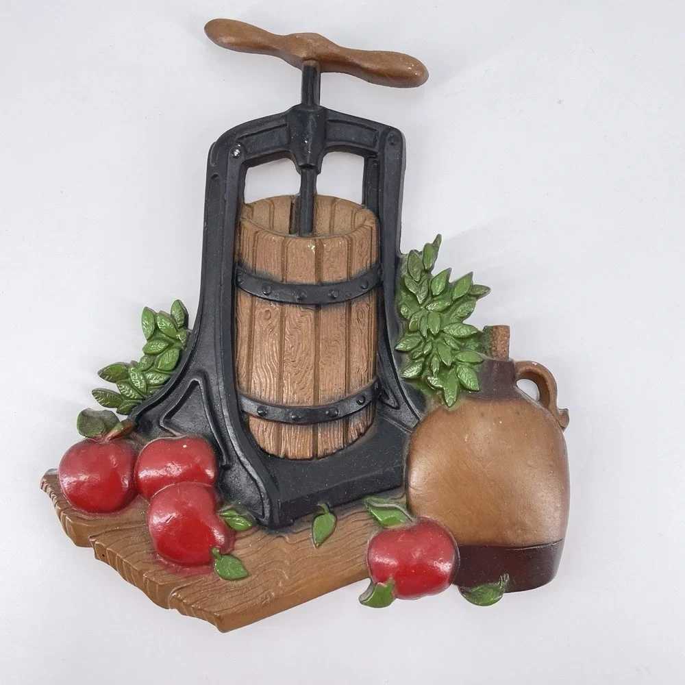 Vtg 1978 HOMCO Metal 2 Pc. Corn Grinder Apple Cider Press Kitchen Wall Decor 9